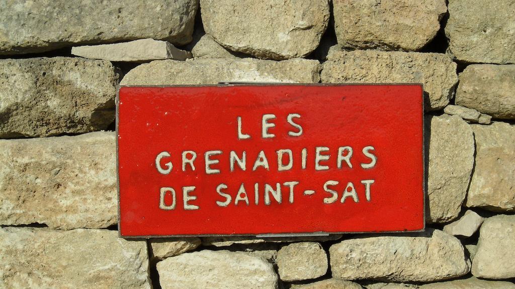 Les Grenadiers De Saint Sat Eksteriør bilde